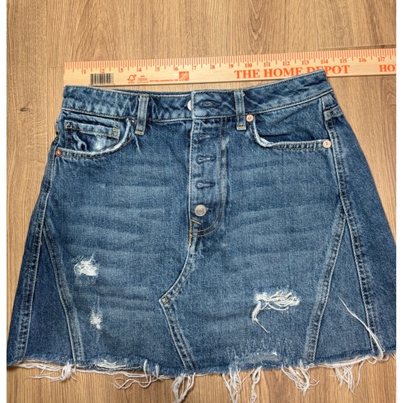 We The Free Free People Denim Mini Skirt Button Fly Distressed Blue Size 27 - Picture 8 of 9